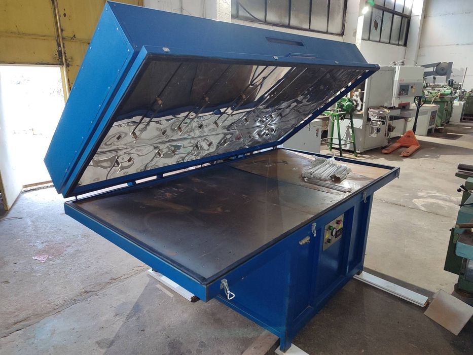 вакуумна мембранна преса производител Украйна