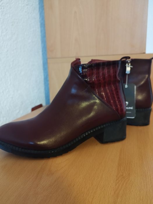 Нови топли боти в цвят бордо