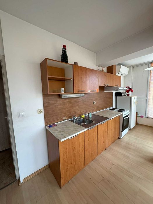 Продава се Двустаен апартамент в Варна, Възраждане 1 - 63 кв.м за 1889 €/кв.м - Снимка #2