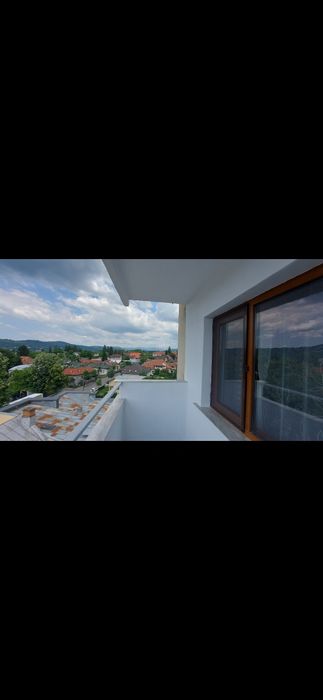 Garsonieră cu Balcon 38 mp de Închiriat in  Câmpina zona Ultracentrală