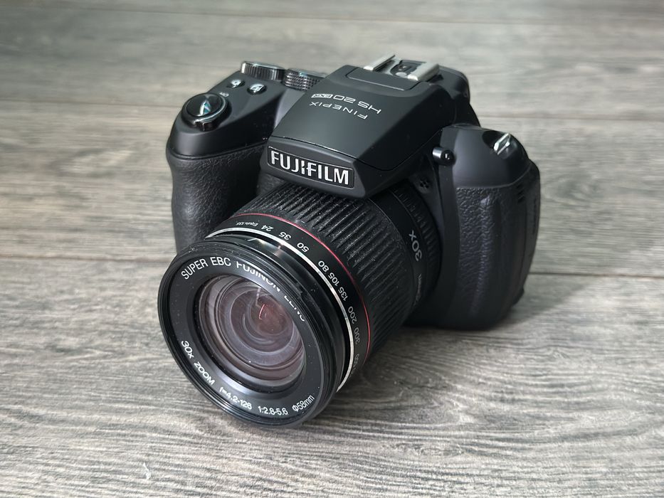 FujiFilm HS20 impecabila