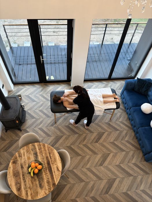 Pensiune/Cabana/jacuzzi/ciubar de inchiriat