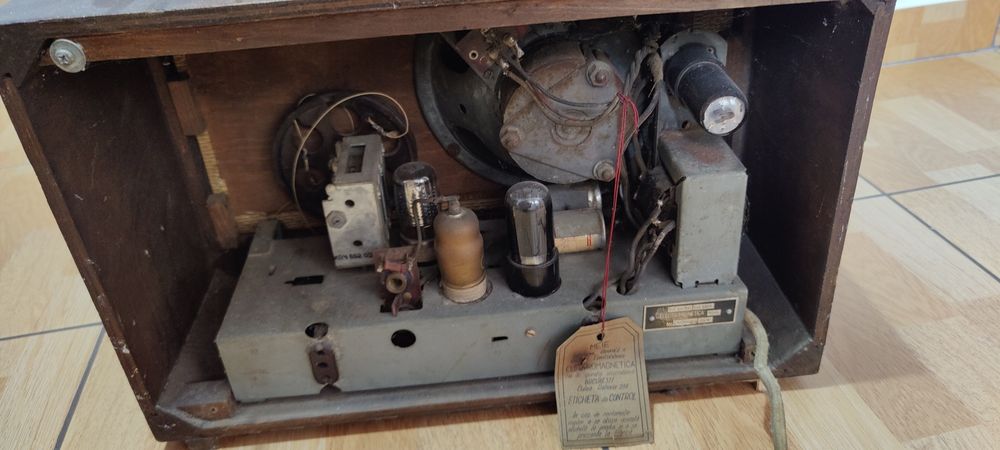 Radio vechi Electromagnetica 541
