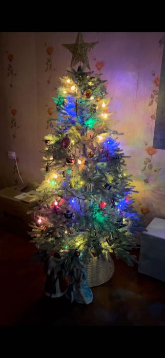 Продам литую ель