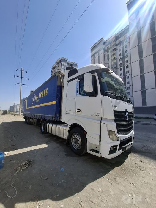 Mersedes Benz Actros FURA sotiladi.