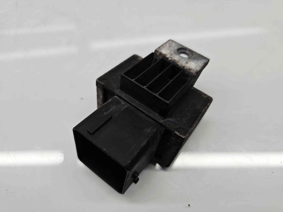 Releu  Renault Master III [Fabr 2009-2015] 110678071R