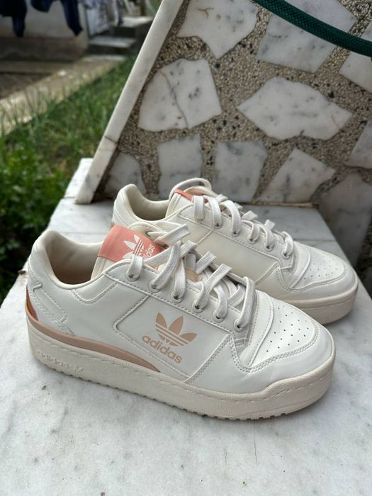 Дамски маратонки Adidas Forum bold white blush 39.1/2