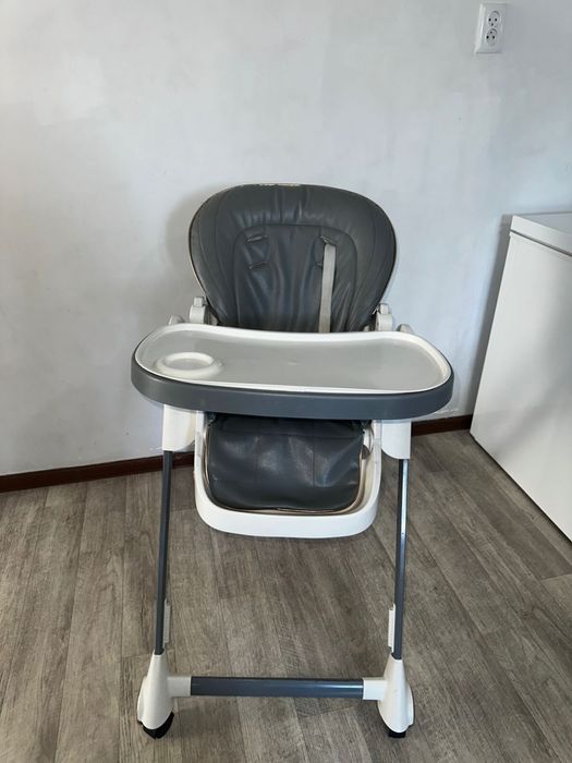 Продам стульчик детский