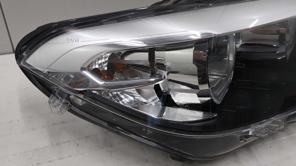 Десен халогенен фар Н7 БМВ Ф20 Ф21 Фейслифт