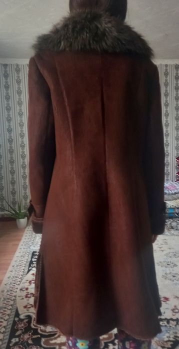 Продам  дублёнку  женский коричневый