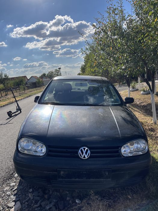 VOLKSWAGEN Golf 2000 — imagine 2