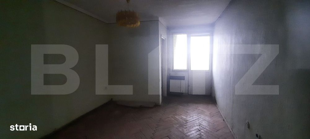 Garsoniera de vanzare, 24 mp, zona Ostrovului Satu Mare — fotografia 1