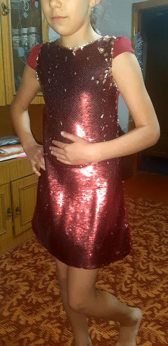 Платье с поедками на 8-10лет