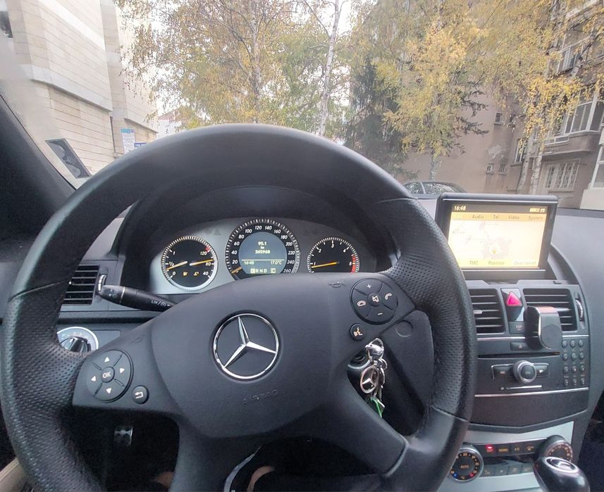 Mercedes benz C220