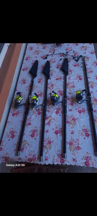 Vand 4 lansete+ 4 mulinete + husa