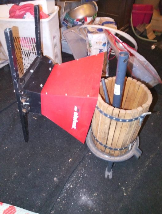 Presa și zdrobitor struguri