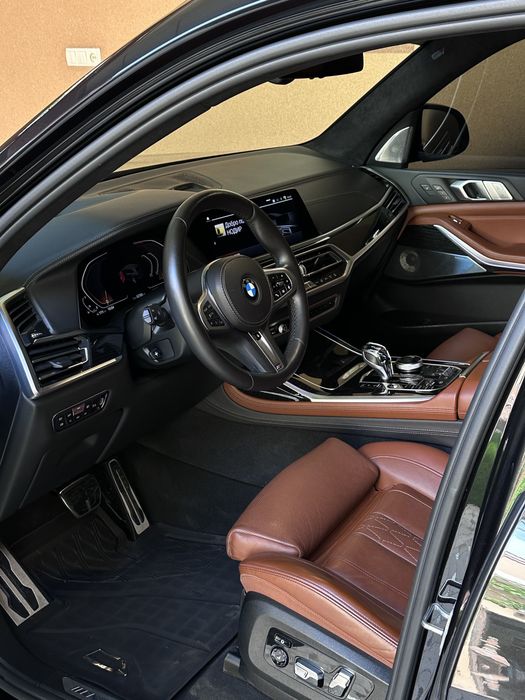 BMW X7 xdrive50i 4.4L