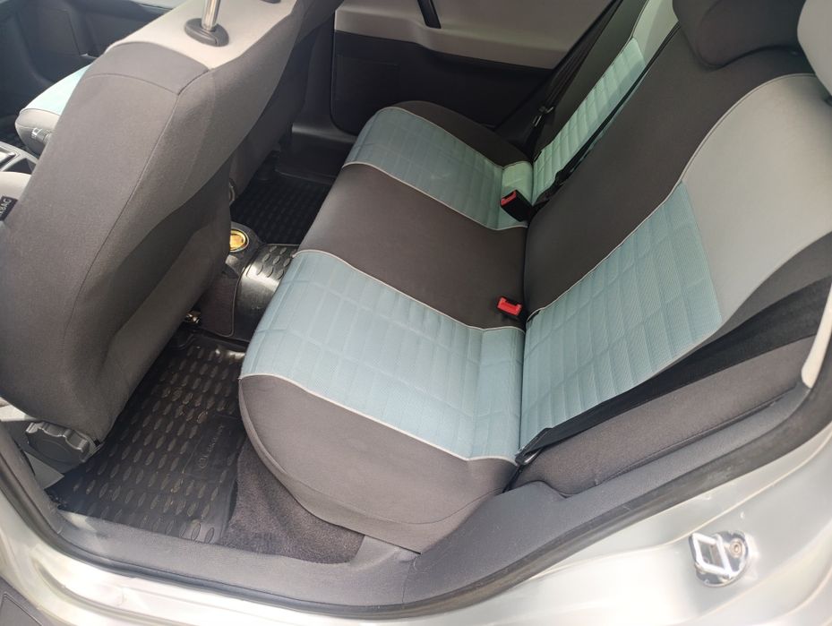Volkswagen Polo 1.2 benzina, 2003, aer conditinat, faruri automate cu follow me home