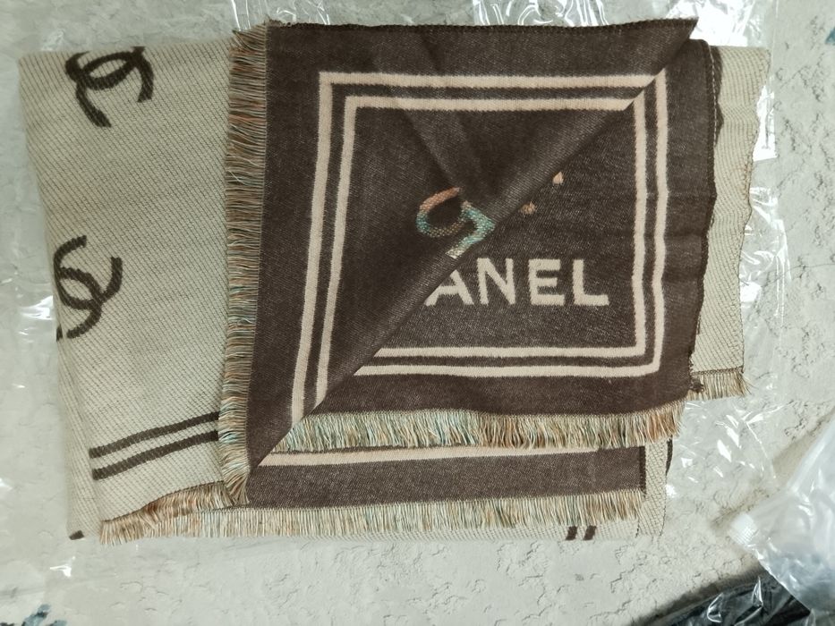 Продам шарф палантин