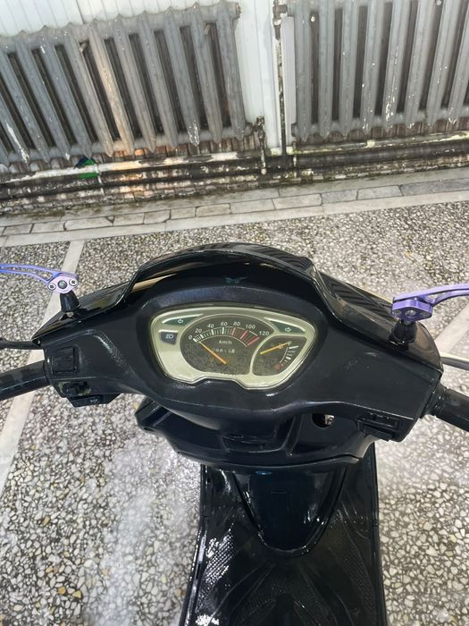 Продам скутер 150куб