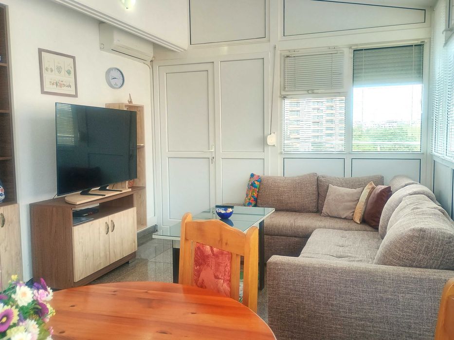 Продава се Тристаен апартамент в Несебър - 195 кв.м за 1077 €/кв.м - Снимка #2