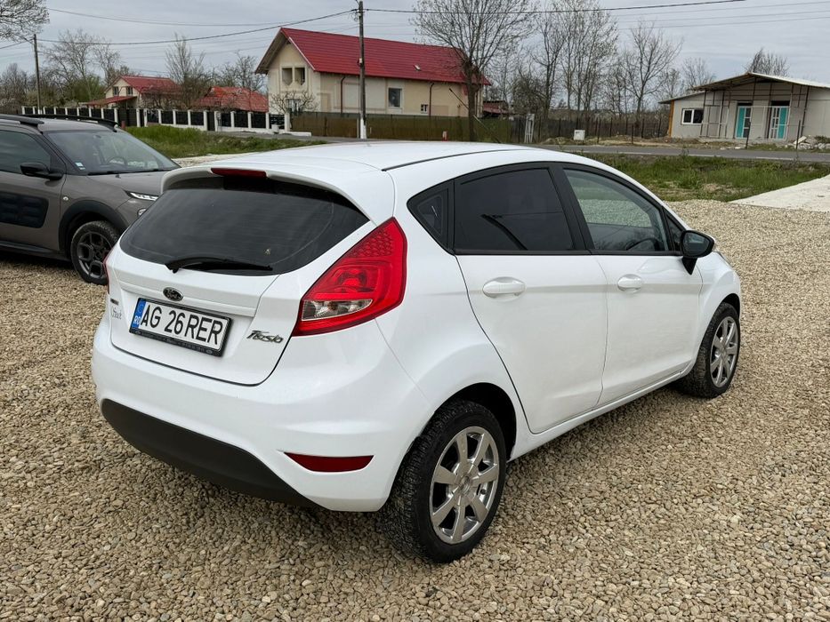 FORD Fiesta 2011 — imagine 5