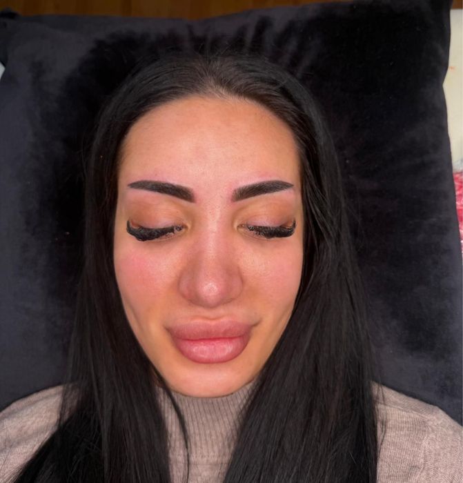 Micropigmentare —sprancene — buze