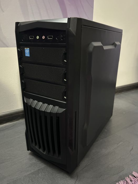 Геймърски компютър i5-4460, RX 470 4GB, 10GB RAM, 512GB SSD