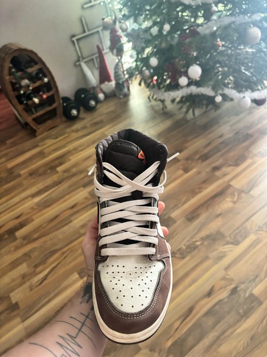 Air Jordan 1 High Craft Handed