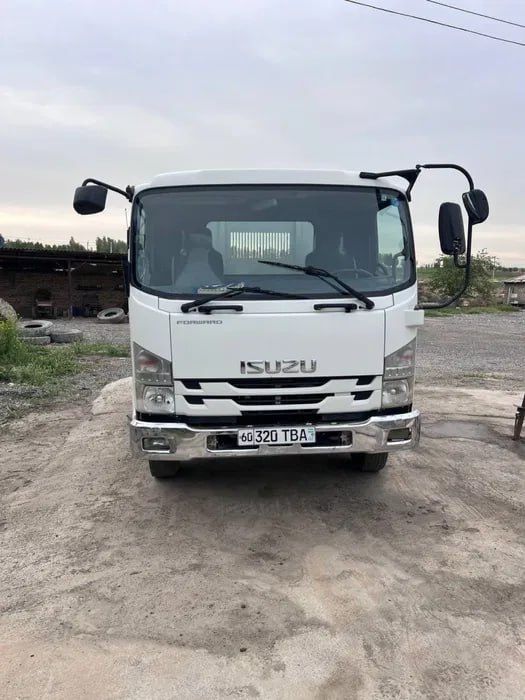 ISUZU Samasvalll