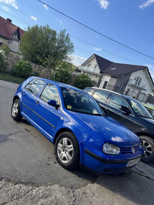 Golf 4 1.6 16v (cititi descrierea)