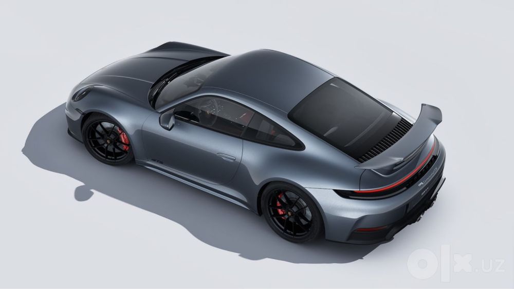 PORSCHE 911 Carrera 4 GTS