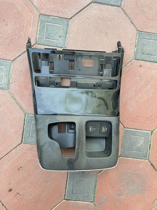 Центральная консоль