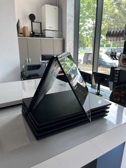 Lenovo ThinkPad X13 Yoga i5-10310u-16Gb ram-256gb Ssd