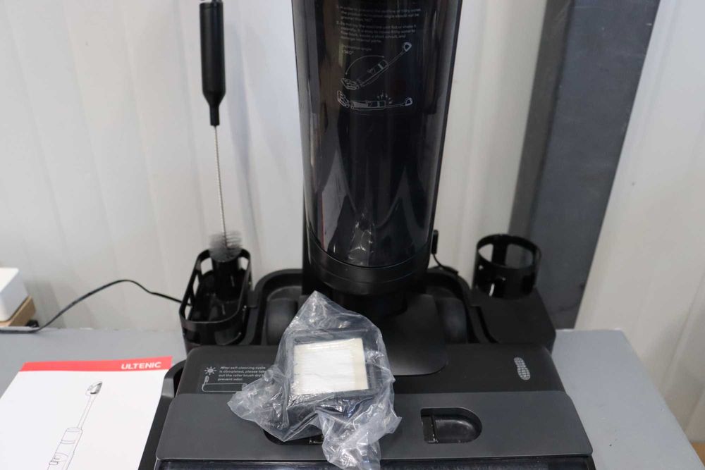 Ultenic AC1 Elite прахосмукачка за мокро и сухо почистване,LCD дисплей