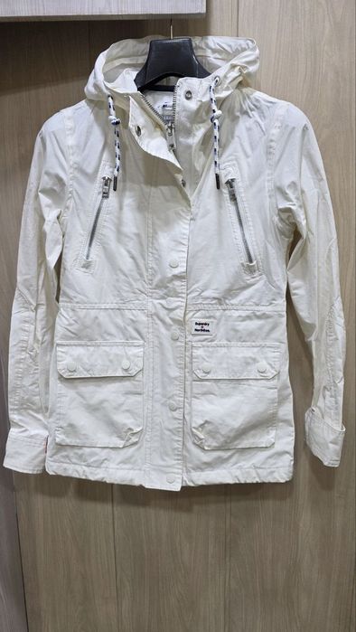 Оригинальная ветровка Superdry