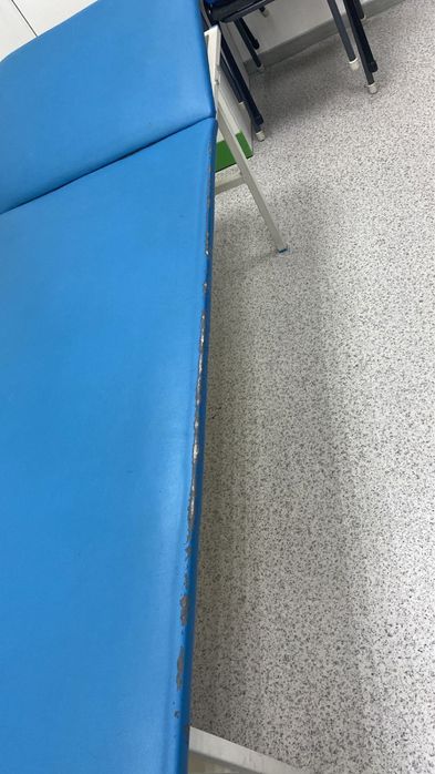 Кушетка медицинская