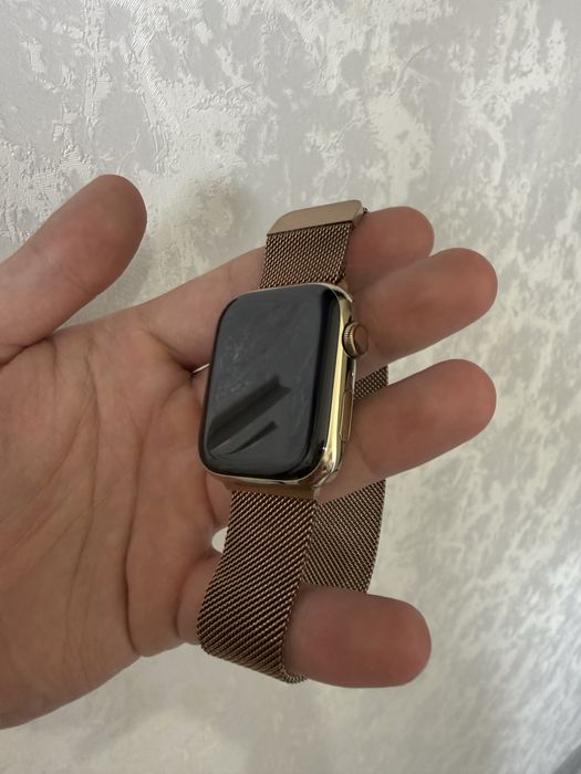 Apple Watch 7 45 mm Gold Milanese Loop