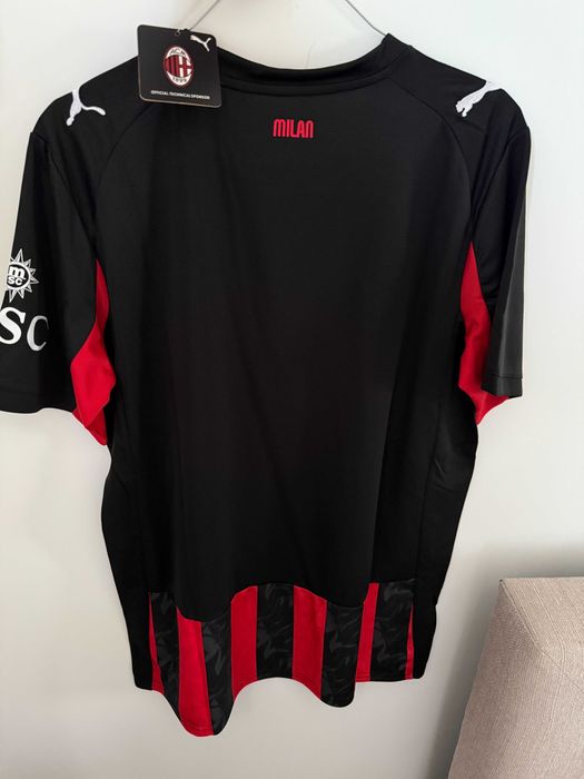 Tricou Milan sezonul nou serie A