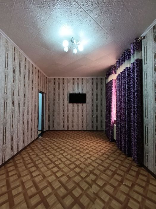 Гулистон Поворот олдида 1² хонали  квартира сотилади