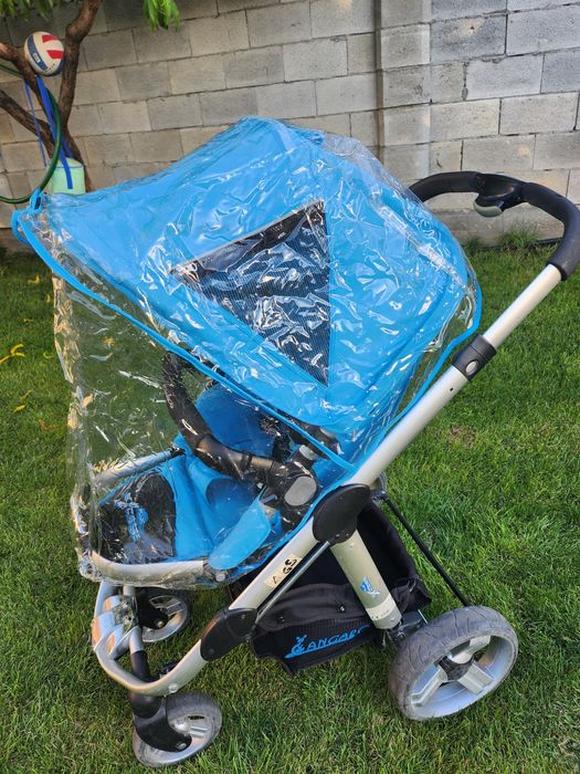 Детска количка с аксесоари