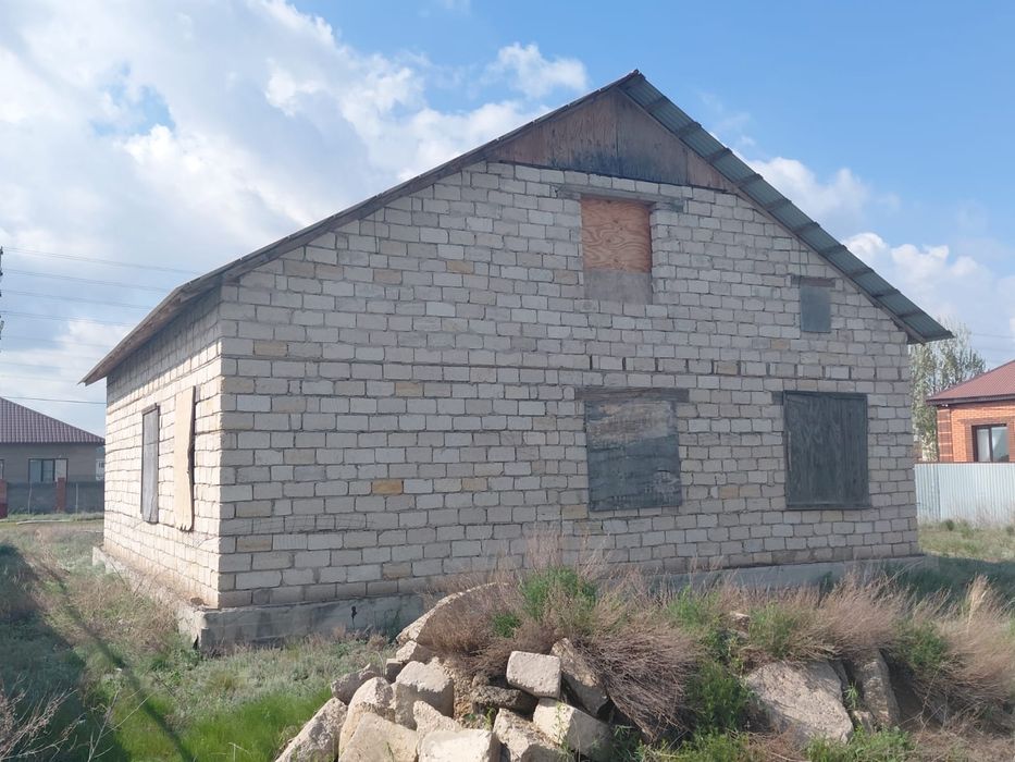Продам  дом  в  районе  Кызылжар 2
