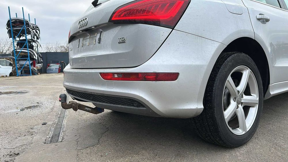 Dezmembram Audi Q5 QUATTRO 4X4  , an 2012 , 2.0 TDI Motor CGLC, Manual