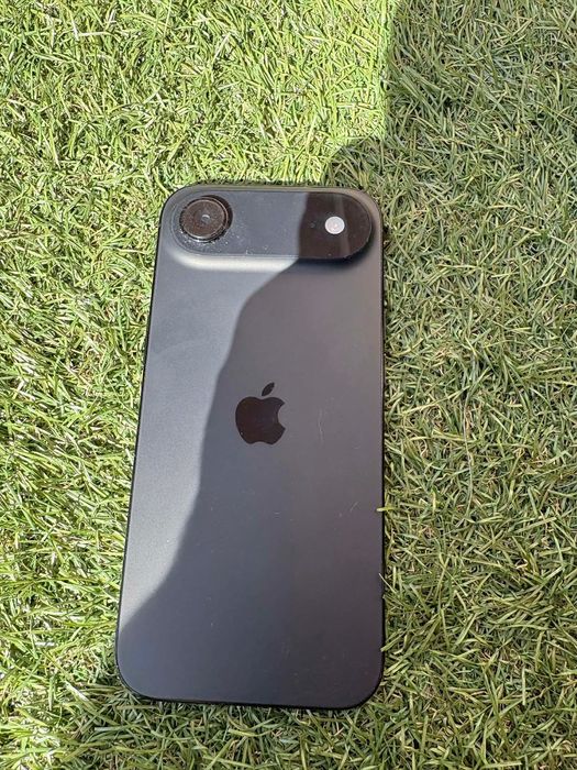 iPhone 17 Air Space black с гаранция