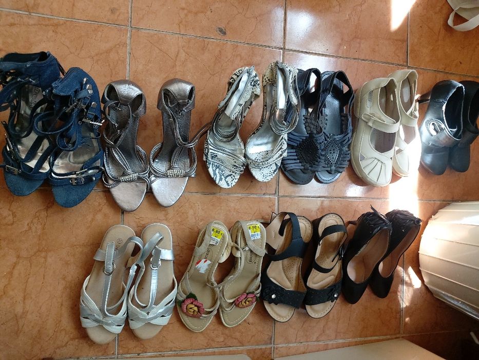 Дамски обувки  и  сандалети