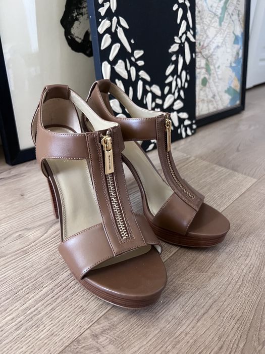 Новые Босоножки Michael Kors