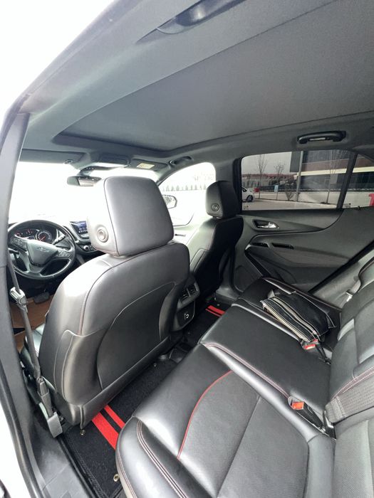 Chevrolet Equinox awd  2022