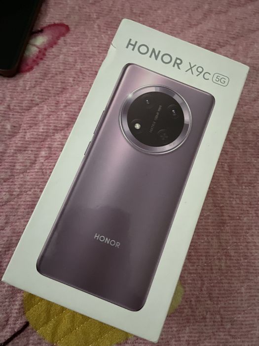 Продается телефон Honor X9c