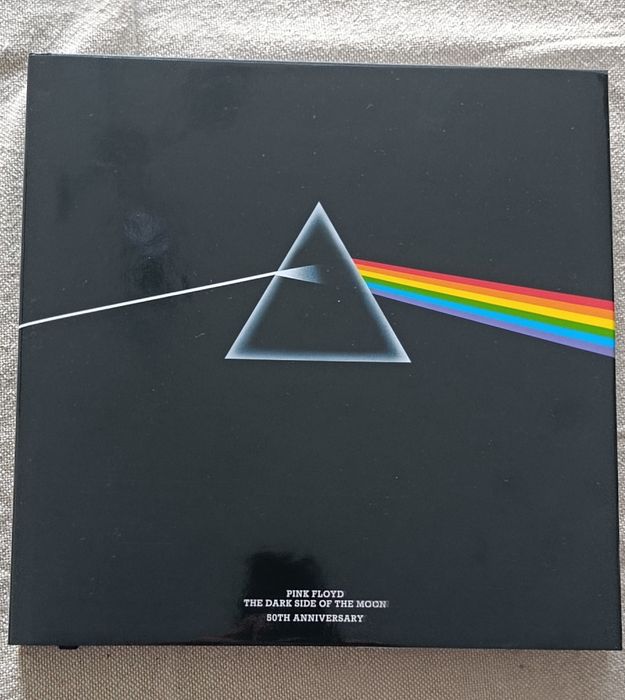 Юбилейнo издание 50та год. " The dark side of the moon"  Pink Floyd