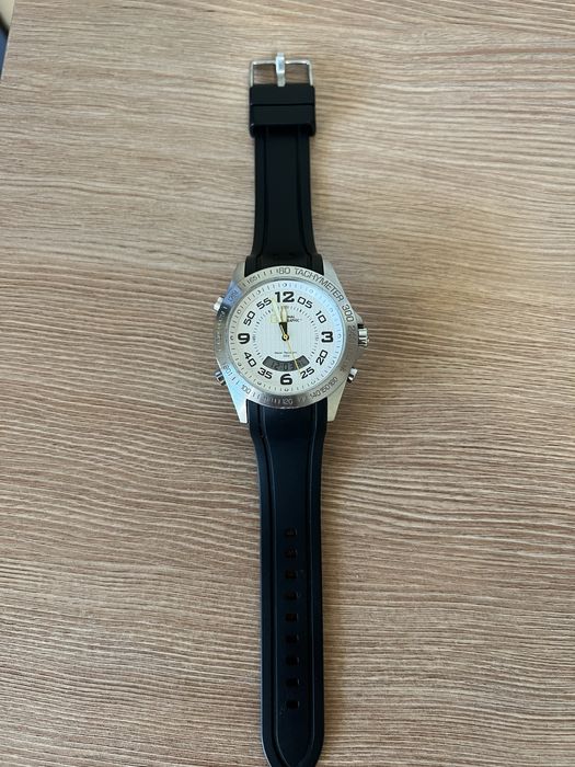 Часовник National Geographic